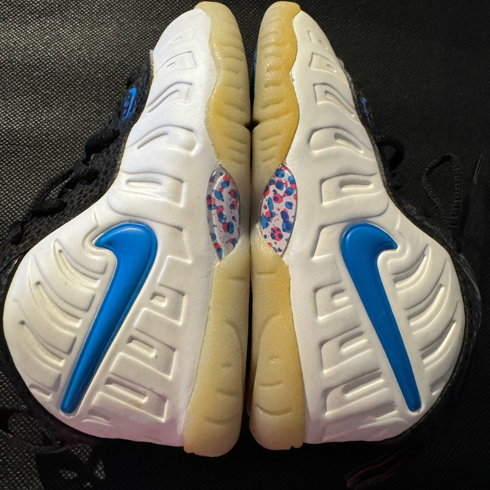 ✨Toddler Nike Posite✨